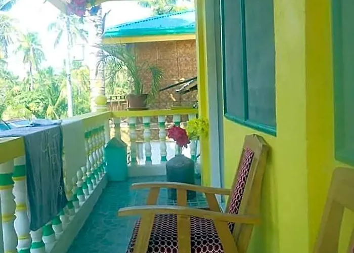 Guanna S Place Hotell 2*